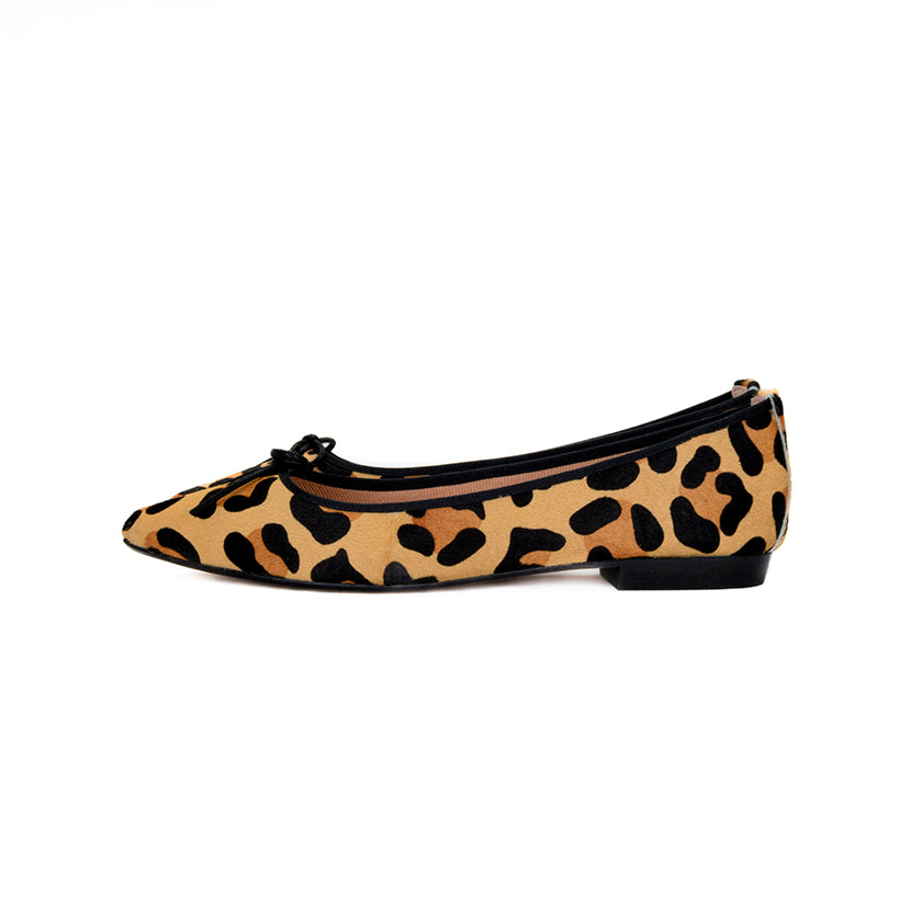 Bailarina Miuxa Nilu Leopardo. La bailarina de pelo de potro leopardo que alegra cualquier look neutro