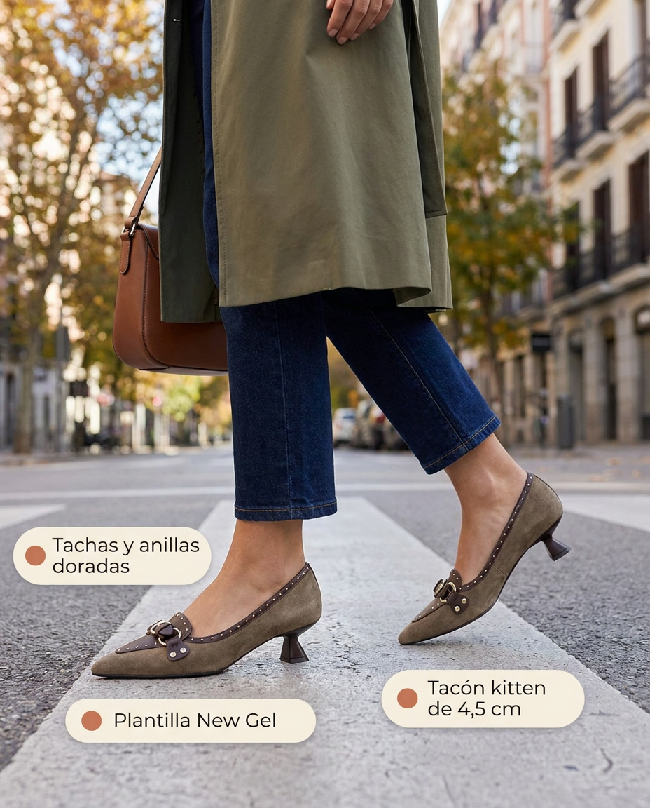 Salón Lodi Casion Taupe con tachas, anillas doradas y tacón kitten de 4,5 cm, de camino al trabajo